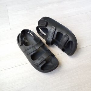 Art Class Hartley Sandals, Youth Sz 3